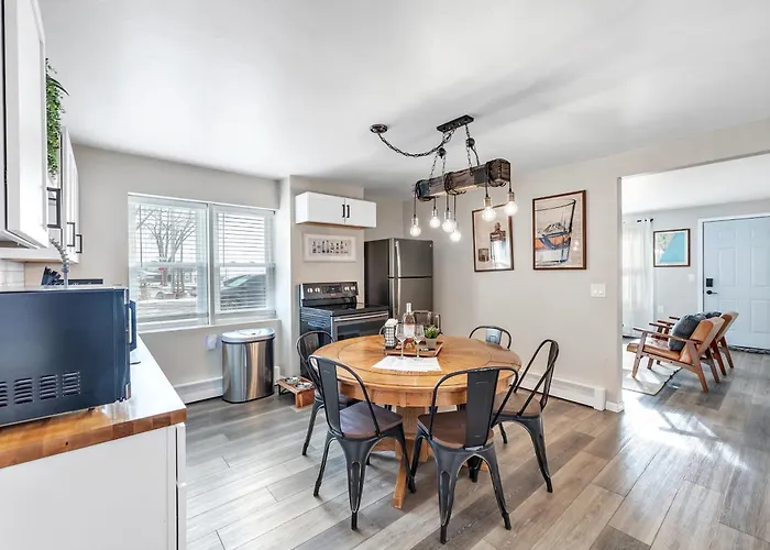 Newly Renovated-Across The Street From Von Stiehl!