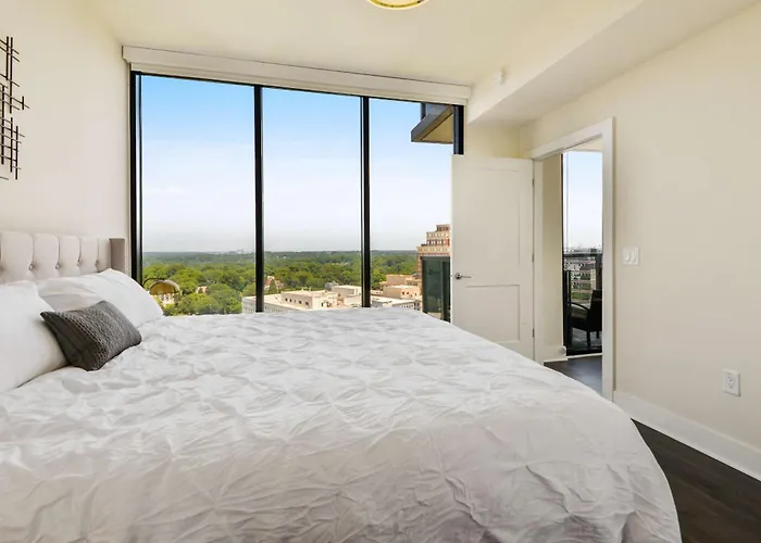 Amazing Midtown 2 Bdrm