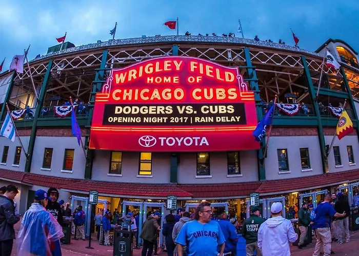 Game Day Getaway - 3Br In Vibrant Wrigleyville