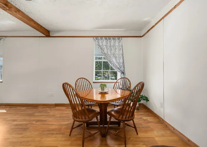 Circle Overlook-Downtown Apartment Stay