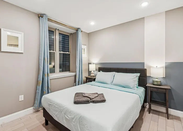 Stay At Luna On Callowhill