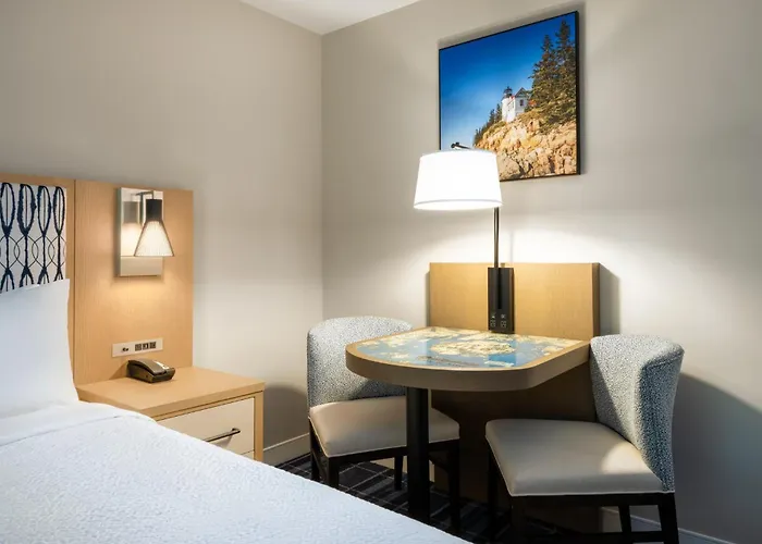 Holiday Inn Bar Harbor Regency Hotel By Ihg