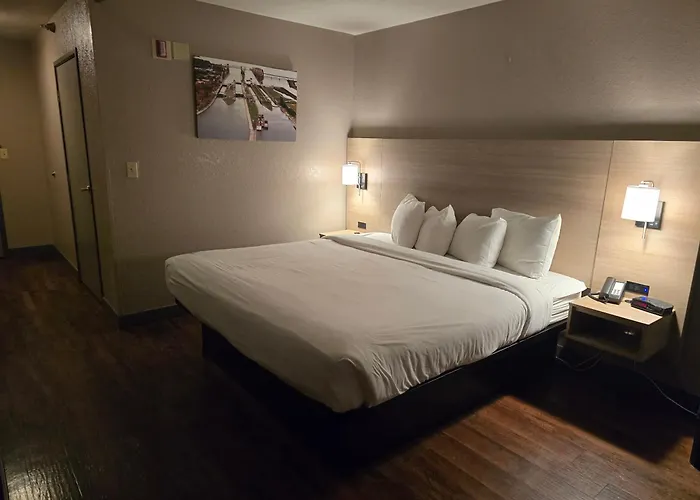 Baymont By Wyndham Sault Ste Marie Mi
