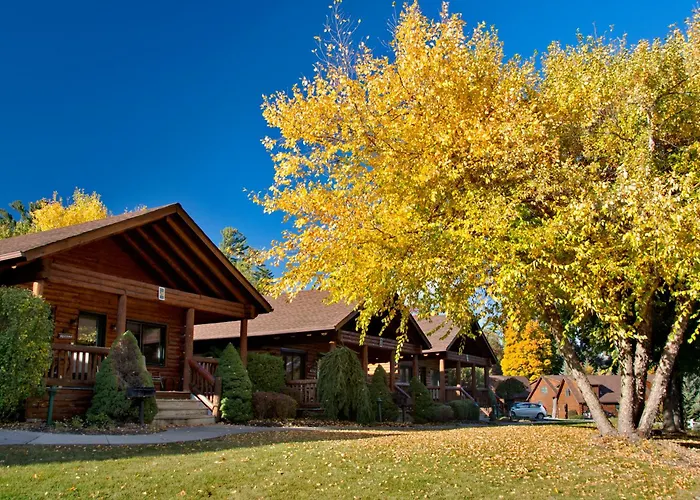 The Lodges At Cresthaven