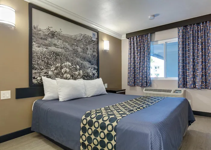 Hotel Seville - Ontario Airport/Chino
