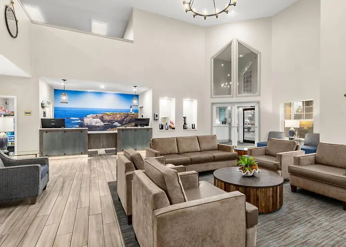 La Quinta By Wyndham Newport