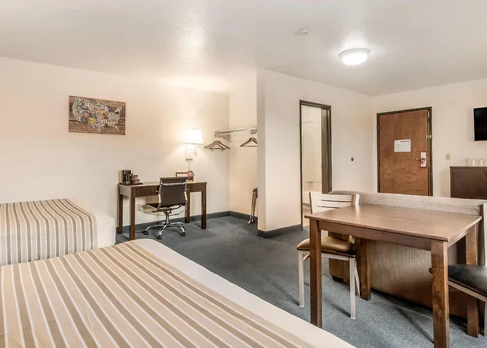 Econo Lodge Corvallis Near University