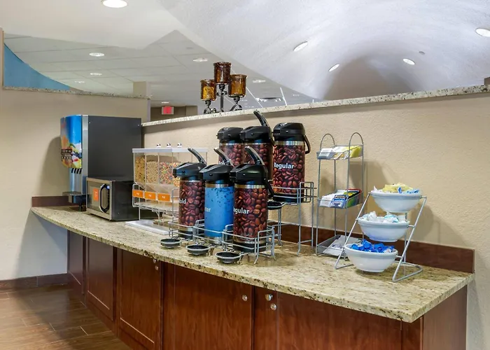 Comfort Suites Lady Lake - The Villages
