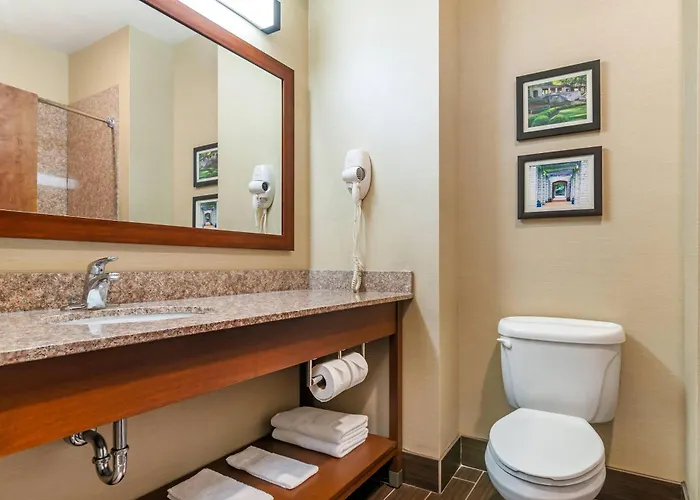 Comfort Suites - Jefferson City
