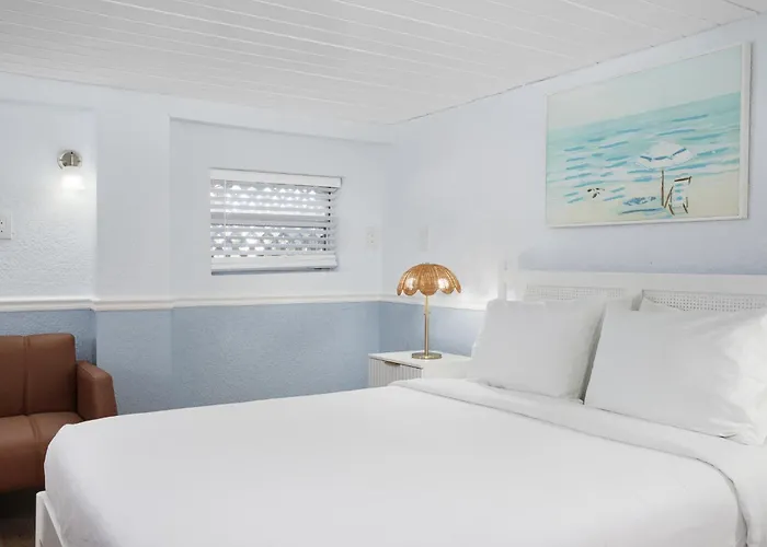 Sabal Palms Inn