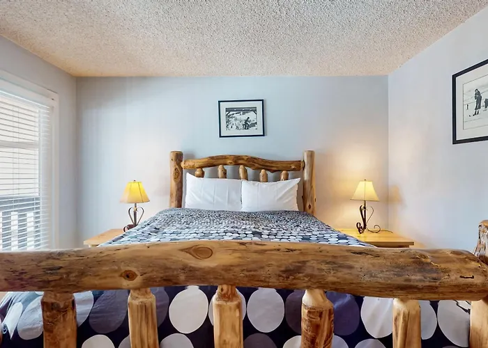 Mammoth View Villas 30