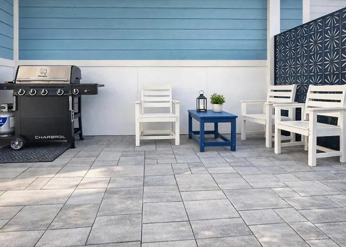 Waterfront Home, Short Walk To Beach, Deck/Balcony
