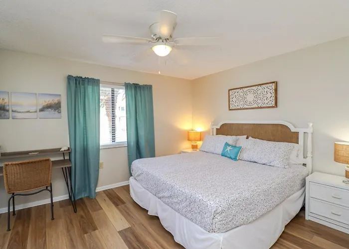 Ocean Village Club H26