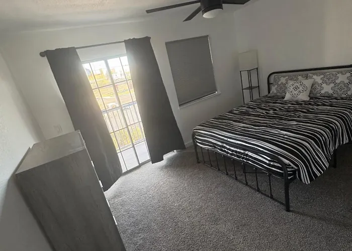 Private Oasis Condo With River Views Across From Laughlin