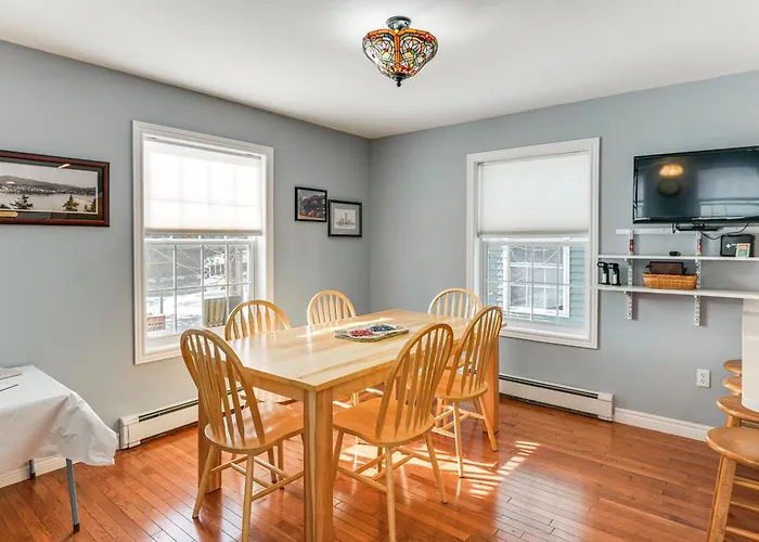 Shop, Dine, Unwind! Family Home In Dtwn Bar Harbor