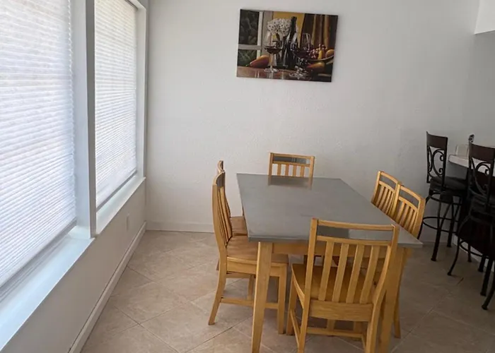 Private Oasis Condo With River Views Across From Laughlin