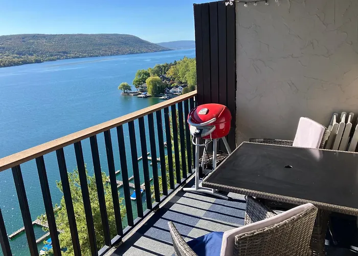 Lakeside Condo With Plenty Of Amenities Close To Bristol Mountain - Permit - 2024-0018