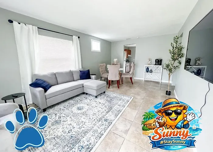 Cozy 2 Bedroom Home, Dade City!
