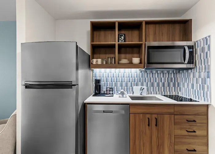Everhome Suites Temecula Wine Country