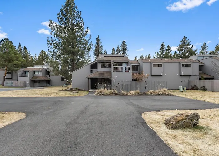 Meadow House 70 - Meredith Lodging