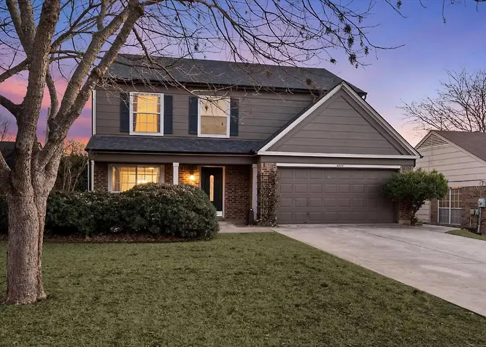 Brand New Stay! Pool • Hot Tub • Game Room Retreat