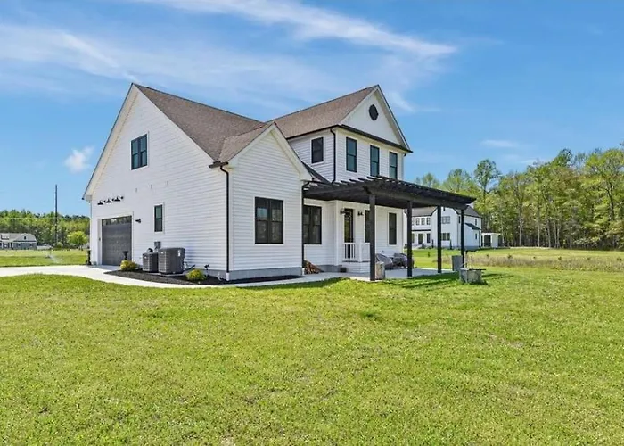 Luxurious Eastern Shore Getaway