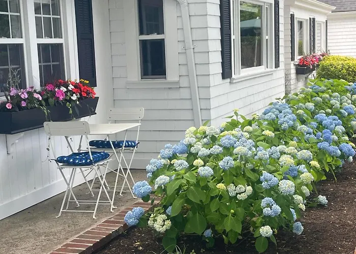 Cape Cod Motor Inn