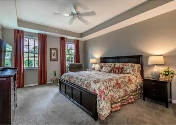 Waterfront Resort In Quiet Gated Community W Pool