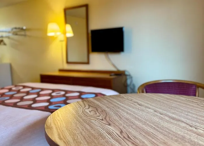 Super Inn