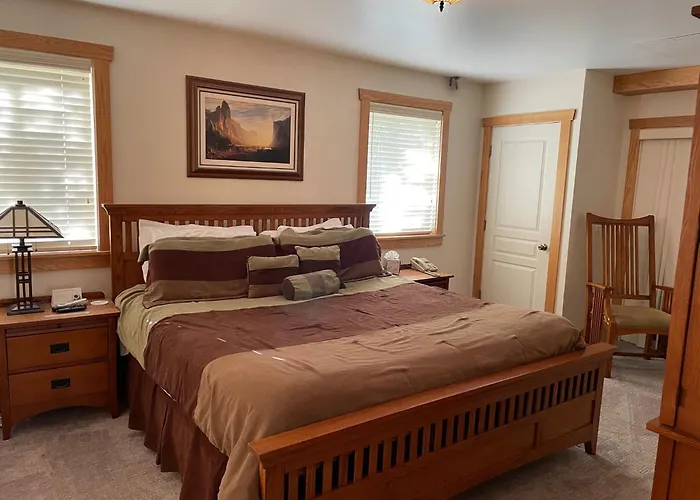 Old Rock Church Bed And Breakfast