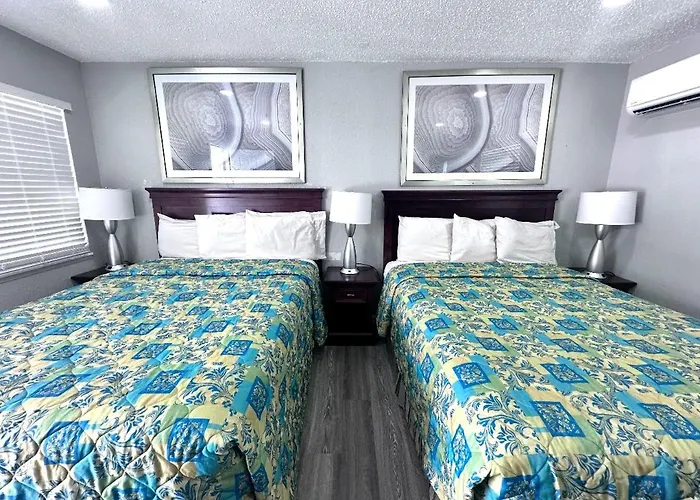 Lemon Bay Motel