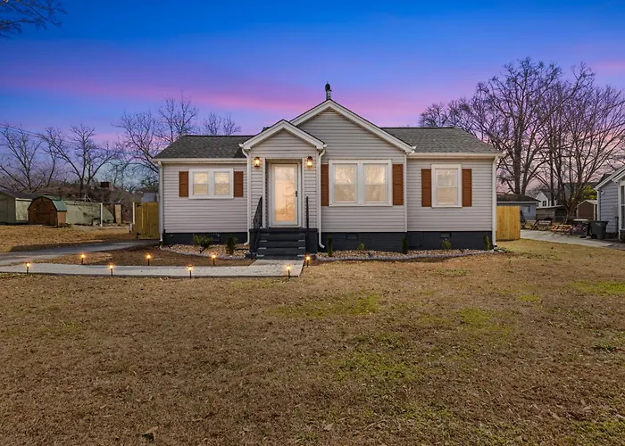 Greenville Cozy Retreat