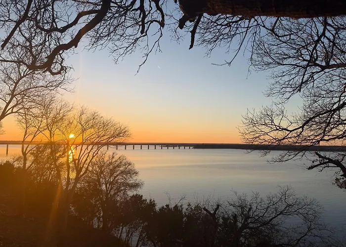 Lake Whitney A-Frame W/ Sunset Views: 4Br, 2Ba