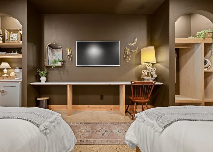 Sommer House Inn-Meadow Room