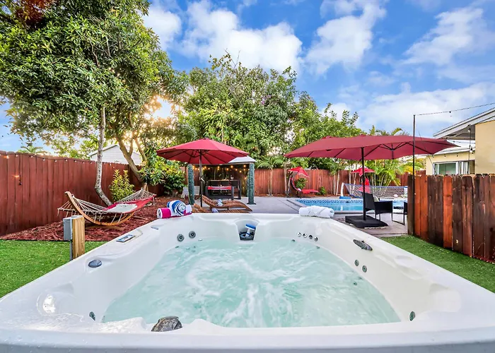 Heated Pool Spa Bbq 10 Ppl Near Beach & Downtown