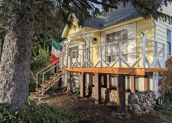 Historic Hm, Mountain Views, Hot Tub, Steam Room
