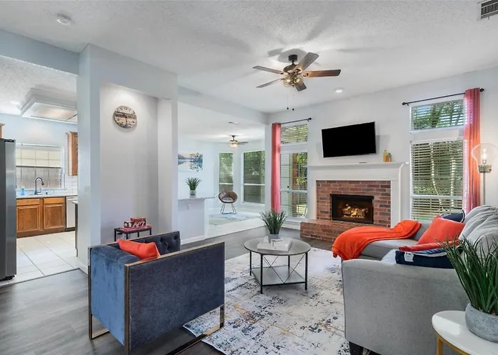 Bright And Cozy 4B Retreat In Frisco