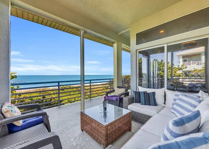 Oceanfront Escape - Private Beach Access - Game Room - Bikes - Surfboard