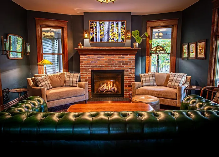 Forest Inn Of Saugatuck