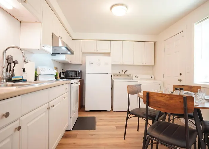1King1Queen W/Smarttv, Wifi & Fullystocked Kitchen
