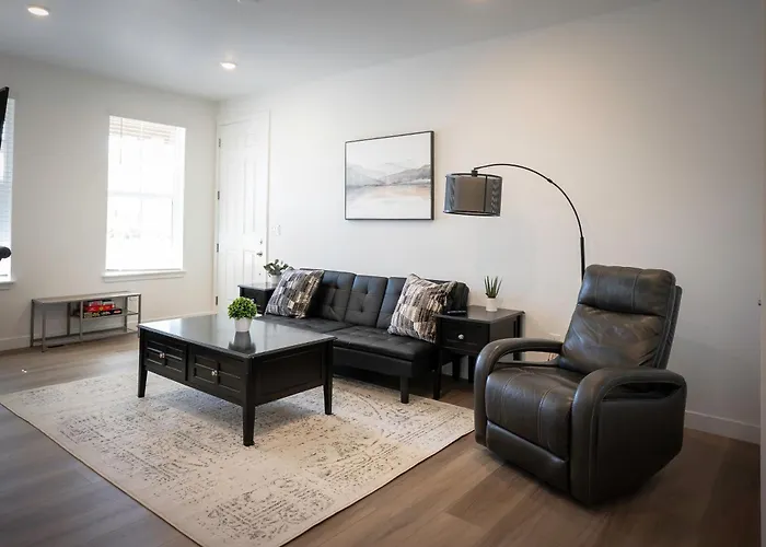 New Build 1Br Home Stunning Views Denver Access