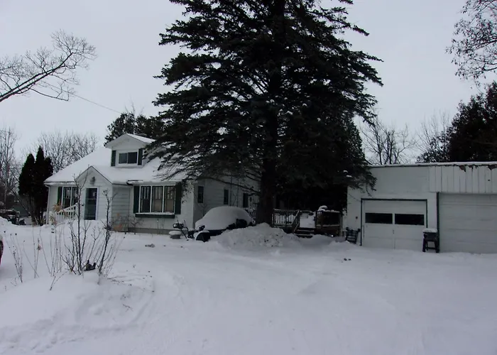 Friends And Family Newer Vacation Home