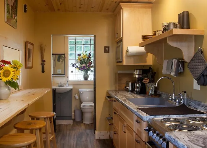 Rush River Cottage & Gardens