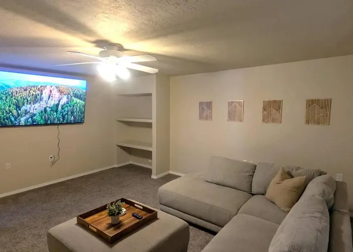 Best Location For Everything And Brand New In Draper
