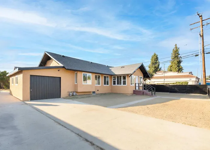 Stylish La Retreat Near Disney Knotts Sofi