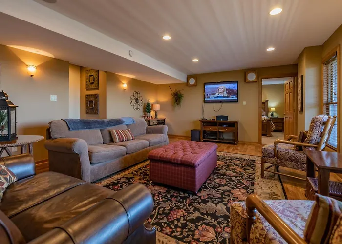 Top Property In Snowshoe 8 Bedroom Nwr Rd 11 Luxury Home