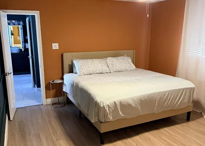Spacious Bryan Retreat Near Texas A&M