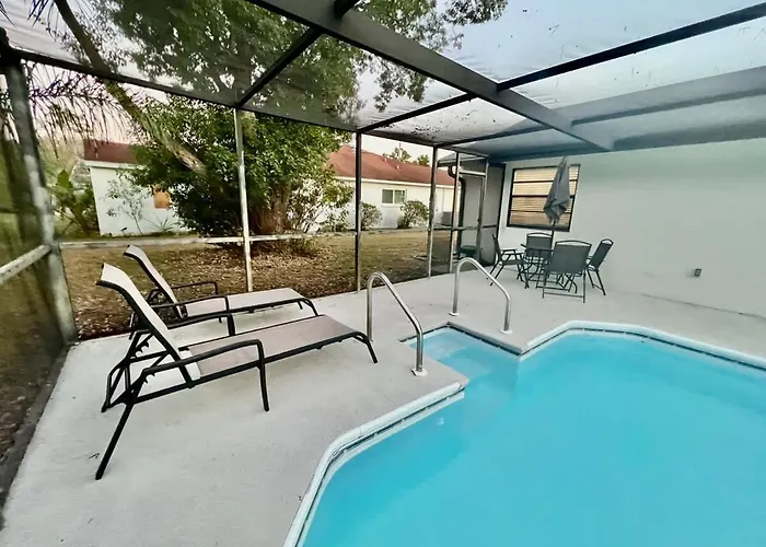 Family Spacious Heated Pool Home 5 Min To Weeki Wachee