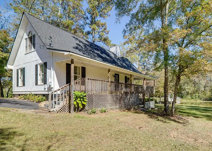 Wilderness Retreat On Crooked Creek, Lake Sinclair