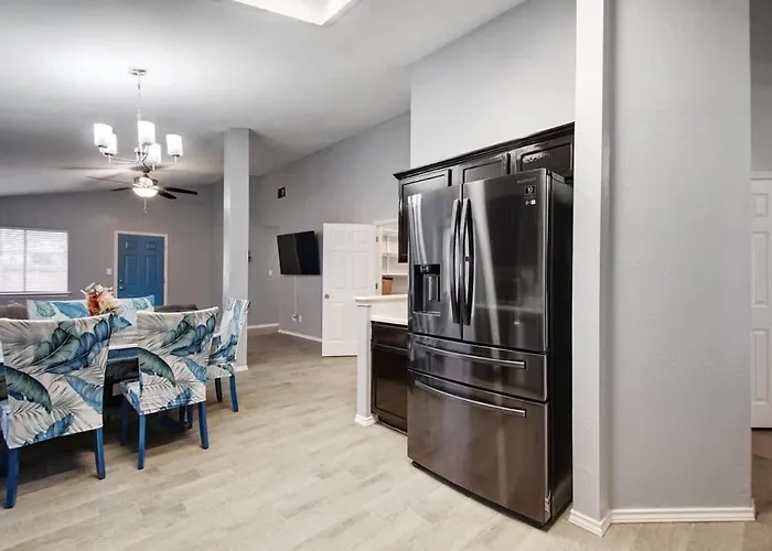 Modern 4 Bedroom Home In Cedar Park
